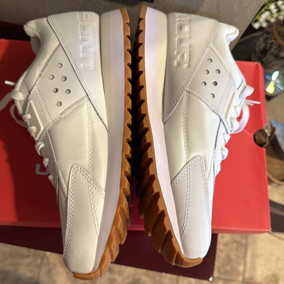 Under Armour Women’s Essential Runner White Sneakers size 9 - Picture 5 of 14